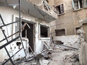 جانب من الدمار الذي حل بحي مساكن المعلمين في حمصرويترز