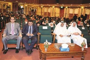 دسليمان شمس الدين في مقدمة الحضور قاسم باشا