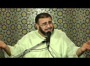 استجواب رجل دين مغربي لإصداره فتوى بإهدار دم صحافي