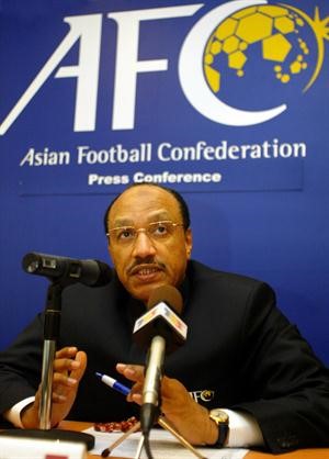 هل يعود بن همام الى رئاسة الاتحاد الاسيوي ام يعتزل﻿