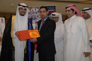 الشيخ جابر بندر الجابر يكرم الانباء﻿