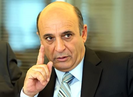 شاؤول موفاز