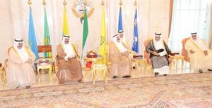 صاحب السمو الامير الشيخ صباح الاحمد وسمو ولي العهد الشيخ نواف الاحمد وسمو رئيس الوزراء الشيخ جابر المبارك والشيخ احمد الحمود والشيخ احمد الخالد﻿