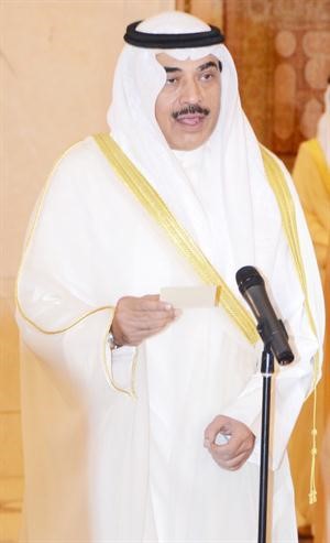  الشيخ صباح الخالد خلال تادية القسم﻿
