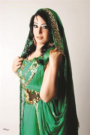 سمية الخشاب﻿