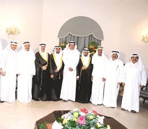 جعفر بومريوم وموسى بومريوم وابراهيم الغنام ومطر العتيبي وعبدالكريم اشكناني يهنئون
