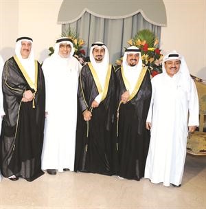 عدنان عبدالصمد يقدم التهاني
