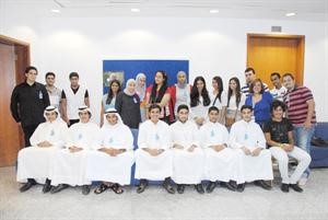 لقطة جماعية للطلبة المشاركين في الدورة الرابعة من برنامج التدريب الصيفي لهذا العام﻿
