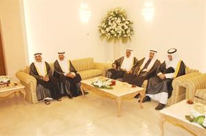 جاسم الخرافي والشيخ جابر العبدالله والشيخ فيصل السعود وسمو الشيخ ناصر المحمد وسمو رئيس الوزراء الشيخ جابر المبارك﻿