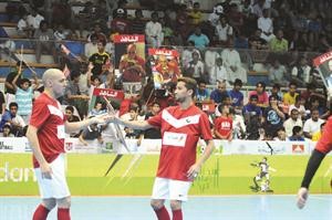محترفا فريق الشاهد رودريغو وخافيير﻿