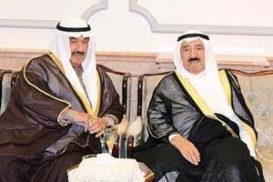 صاحب السمو الامير الشيخ صباح الاحمد لدى زيارته سمو الشيخ ناصر المحمد