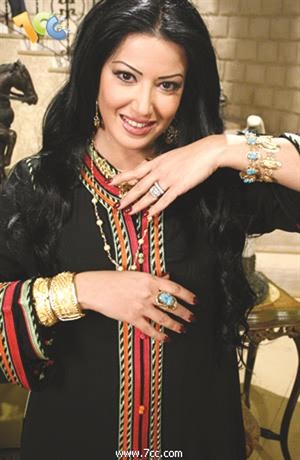 سمية الخشاب﻿