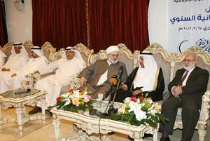 دمطلق القراوي وداحمد الحجي الكردي والشيخ نجيب سالم ووليد العمار خلال الغبقة
