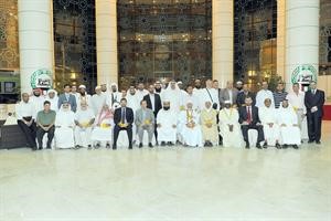 لقطة تذكارية للمشاركين في الاحتفال﻿
