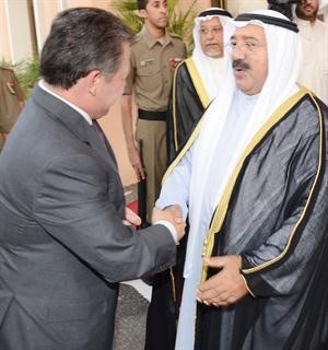 الشيخ ناصر صباح الاحمد مرحبا بالملك عبدالله الثاني﻿