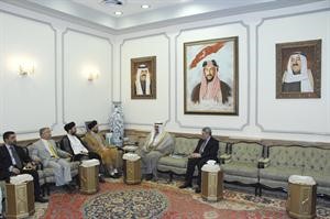 سمو الشيخ ناصر المحمد مستقبلا عمار الحكيم﻿