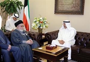 الرئيس جاسم الخرافي مستقبلا السيد محمد بحر العلوم﻿
