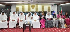 القحطاني متوسطا جلال الطبطبائي وعددا من المحكمين والمحكمات ﻿