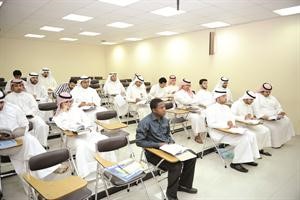 متابعة من الطلبة للمحاضرة