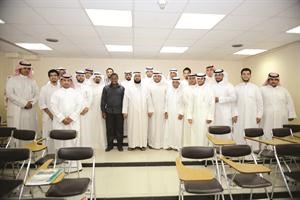 لقطة تذكارية للمشاركين والحضور
