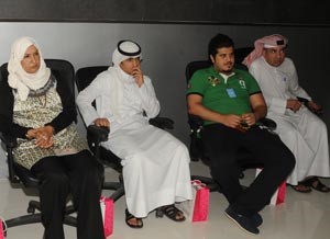 الزملاء فرج ناصر وعبدالله البالول وسلطان العبدان وزينب ابوسيدو﻿