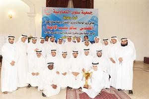 مسالم الاذينة وضاري الشبو مع الفرق الفائزة
