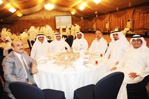 متابعة من الحضور