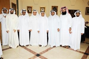 ممثلو تجمع المهندسين الكويتي في لقطة تذكارية﻿