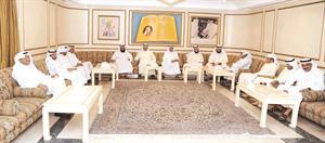 اجتماع الاغلبية في ديوان السعدون امس حضره ممثلون عن نقابات الموانئ والزراعة والطيران المدني ومجلس الامة بالاضافة الى اتحاد الطلبة واللجنة الشبابية لعريضة رمضان
