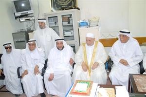 داحمد عمر هاشم خلال زيارته اللجنة﻿