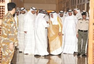 سمو رئيس الوزراء الشيخ جابر المبارك والوزراء بعد رفع الجلسة 