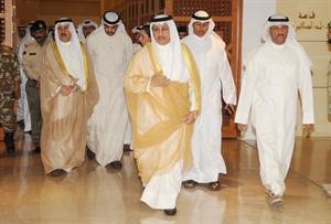 سمو رئيس الوزراء الشيخ جابر المبارك والشيخ احمد الحمود يغادران المجلس هاني الشمري
