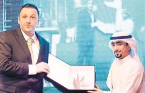 حبيب سويد يكرم عبدالله الشمري﻿