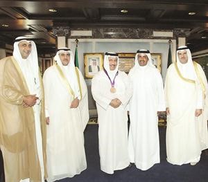 سمو رئيس الوزراء الشيخ جابر المبارك مستقبلا الديحاني
