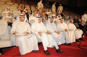 الشيخ محمد العبدالله والشيخ سلمان الحمود ويوسف مصطفى يتقدمون الحضور