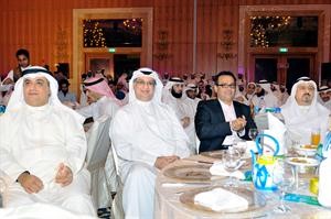 بن سلامة يتوسط كبار الحضور﻿