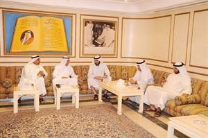 احمد السعدون وعبدالرحمن العنجري واسامة المناور ومسلم البراك خلال الاجتماع هاني الشمري