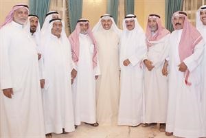  سعد الخنفور متوسطا الحضور خلال الغبقة﻿
