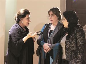 وسعاد عبدالله ومها ابوعوف وعبير عيسى في خوات دنيا﻿