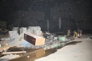 اثار الحريق في المنزل قيد الانشاء﻿