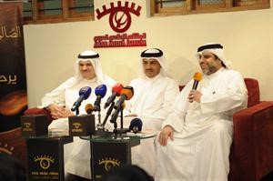 الشيخ سلمان الحمود وماضي الخميس وفهيد الديحاني في الصالون 	هاني الشمري﻿