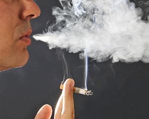 صفار البيض يضاهي التدخين في مضاره