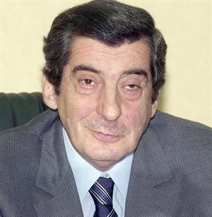 ايلي الفرزلي