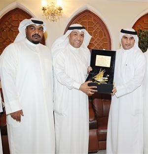 منصور التنيب مكرما عبدالله الكندري قاسم باشا
