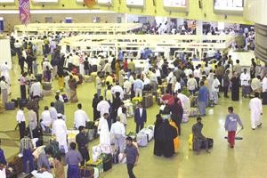 الزامل لـ «الأنباء»: 39.3 ألف راكب غادروا  إلى السعودية لأداء العمرة خلال رمضان 