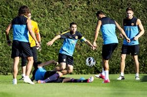 المدافع خوردي البا في تدريبات برشلونة الاخيرة افپ