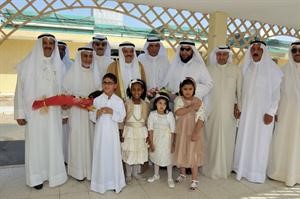 محمد الكندري وقيادات الشؤون خلال زيارتهم لدور الرعاية الاجتماعية