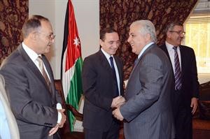 الخالدي وعدد من المهنئين﻿