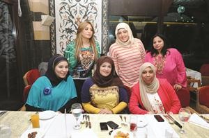 الزميلات نوف وحنان والاء ودانيا وياسمين وليونيز