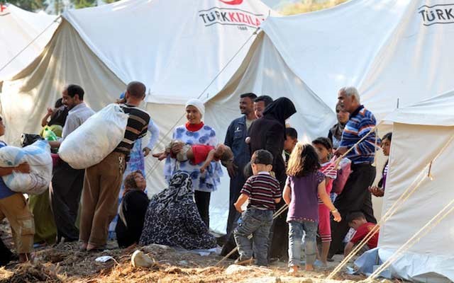 أزمة اللاجئين السوريين تتفاقم في الأردن وتركيا وغرق زورق يقلُّ سبعة لاجئين بينهم طفلان قبالة قبرص 